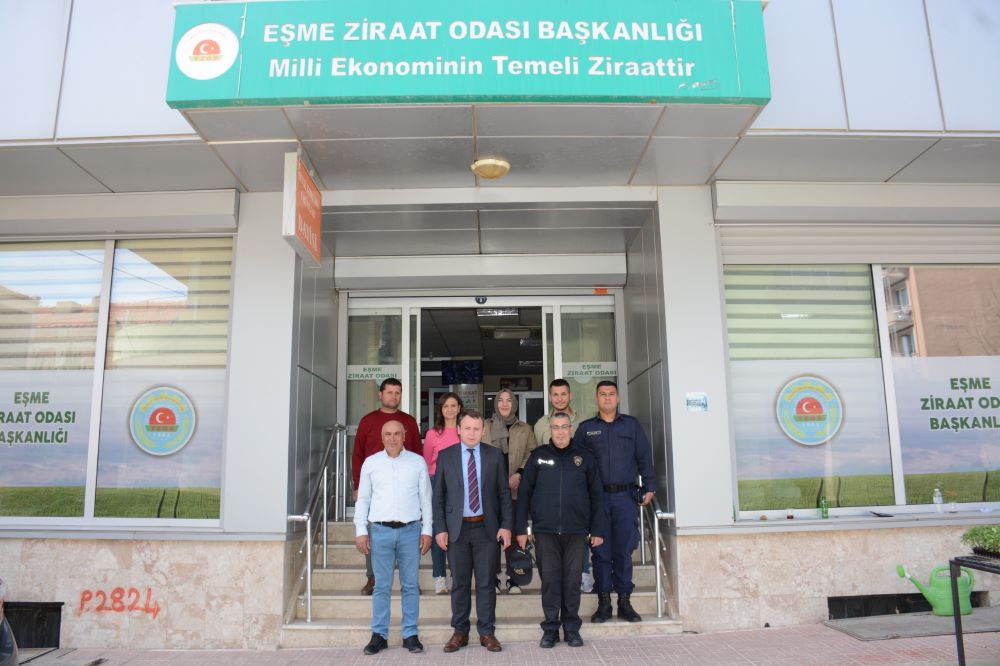 Kaymakamımız Mustafa Görmüş,kurum amirleriyle birlikte Ziraat Odası Başkanı Birol Hasçelik’i ziyaret ederek tarımsal faaliyetler hakkında bilgi aldı