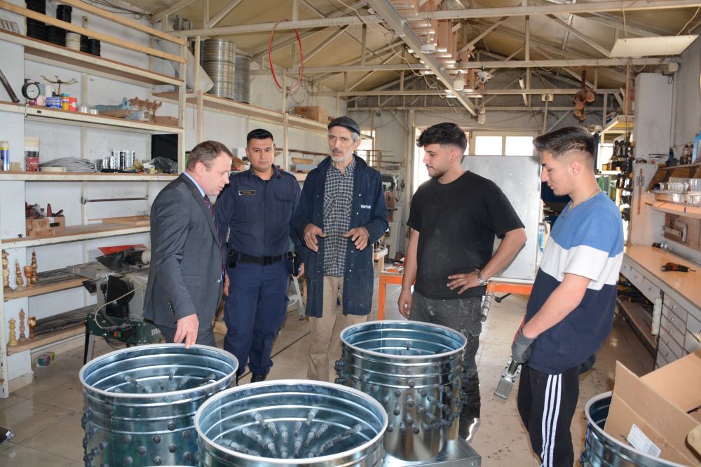 Kaymakamımız Mustafa Görmüş, ilçemizdeki esnafları ziyaret ederek taleplerini dinledi ve hayırlı işler diledi